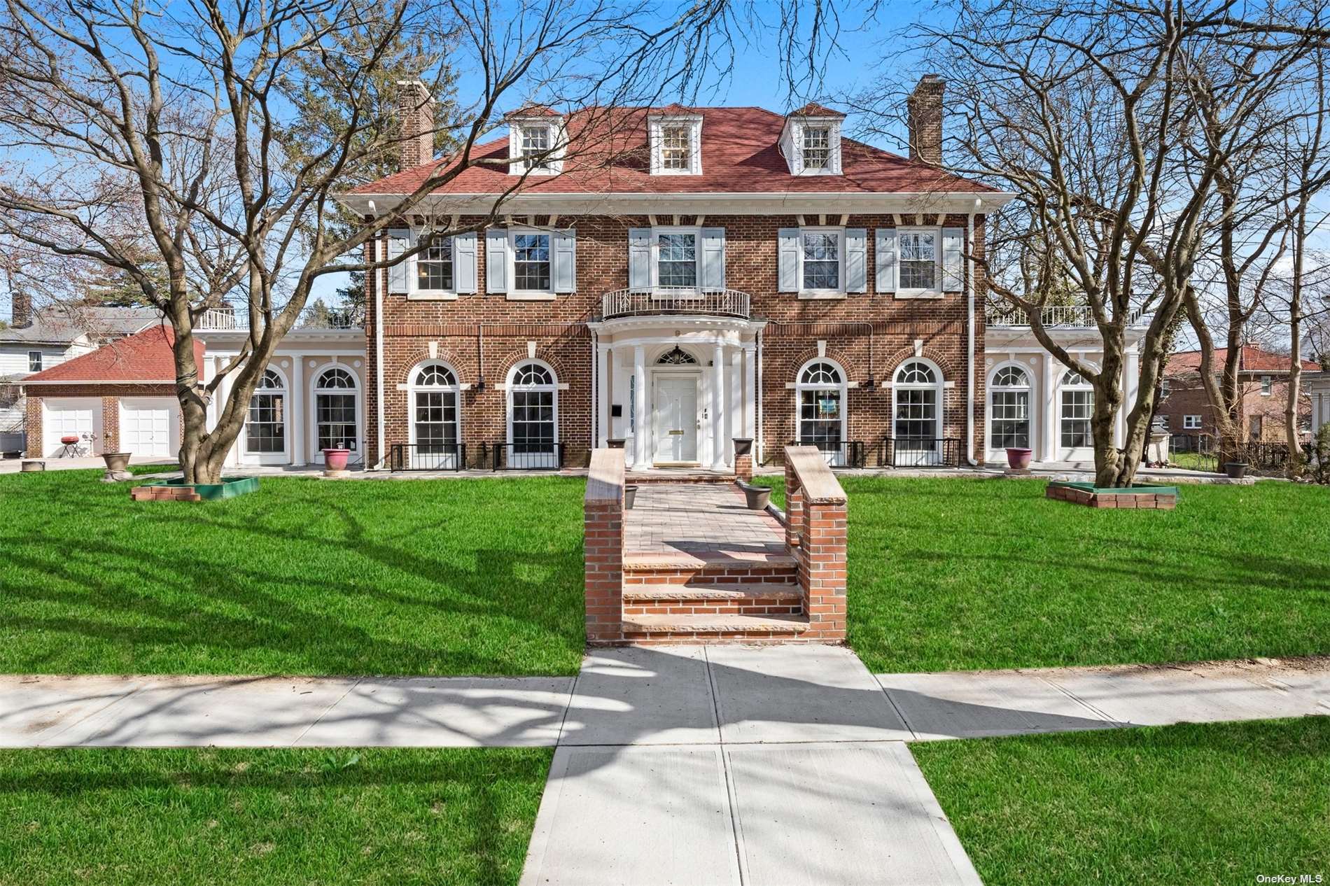 Frederick Pl, Mount Vernon, NY 10552