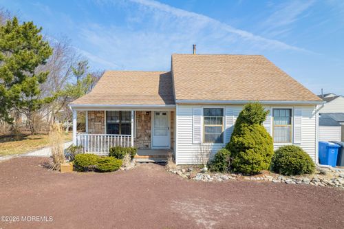 6 Placid Ct, Manahawkin, NJ, 08050-4624 | Card Image