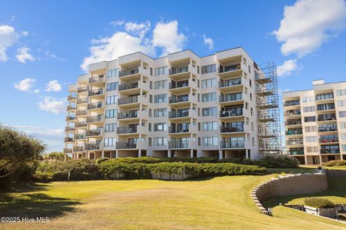 303w-8801 Reed Dr, Emerald Isle, NC, 28594-1101 | Card Image