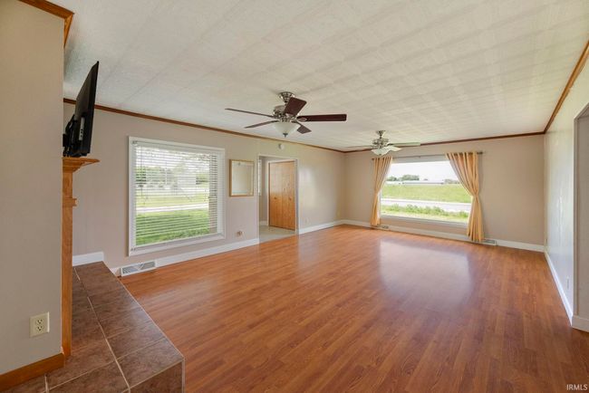 101 E Maple St, House other with 3 bedrooms, 2 bathrooms and null parking in Fowler IN | Image 6
