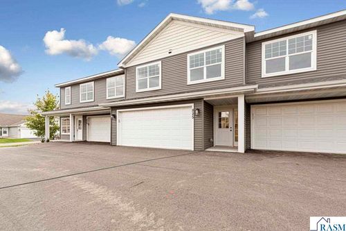 825 Tomahawk Ct, Madison Lake, MN, 56063-4006 | Card Image