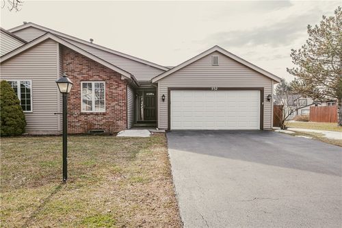 532 Valley Creek Rd, Gates, NY, 14624-2348 | Card Image