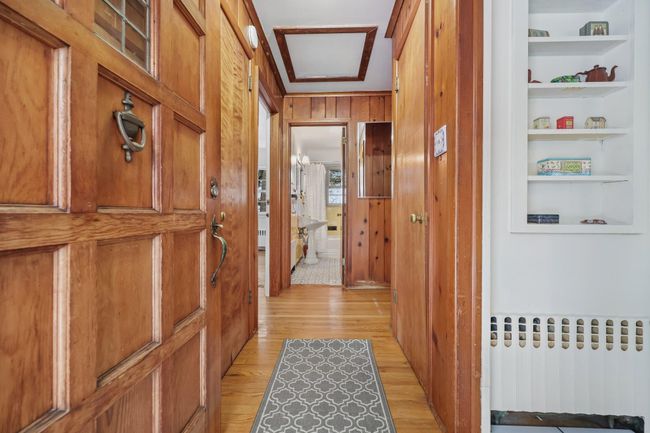 Entrance to home, kitchen on right | Image 4