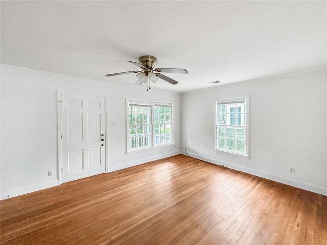 Living Room | Image 5
