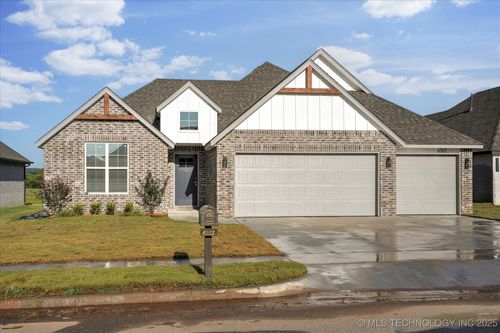 6512 N 27th St, Broken Arrow, OK, 74014-3509 | Card Image