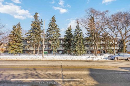 207-123 Woodbine Ave, Toronto, ON, M4L3V8 | Card Image