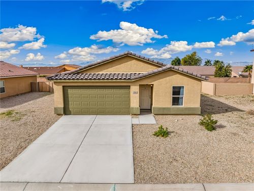 5561 S Glacier Creek Rd, Fort Mohave, AZ, 86426-1220 | Card Image