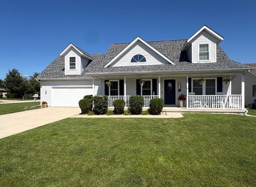 602 Suzanne Ave, Bradley, IL, 60915-1584 | Card Image