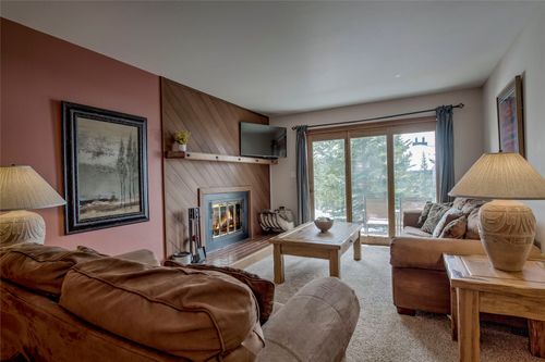 301-94300 Ryan Gulch Rd, SILVERTHORNE, CO, 80498-5307 | Card Image