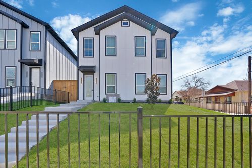302 E 7th St, Dallas, TX, 75203-1602 | Card Image