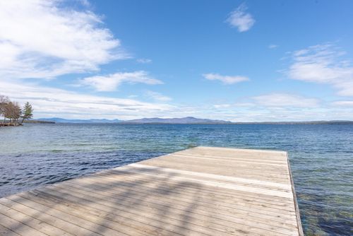 252 Chestnut Dr, Gilford, NH, 03249-7415 | Card Image