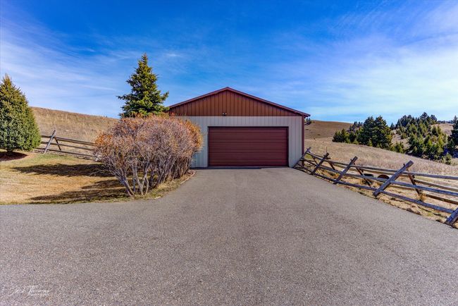 742 W Old Mullan Trl, Home with 4 bedrooms, 3 bathrooms and null parking in Elliston MT | Image 52