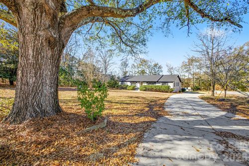 211 Ole Simpson Pl, Catawba, SC, 29704-8734 | Card Image