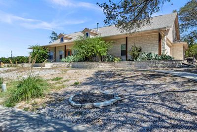 202 Alexander Avenue, House other with 3 bedrooms, 2 bathrooms and null parking in Burnet TX | Image 3