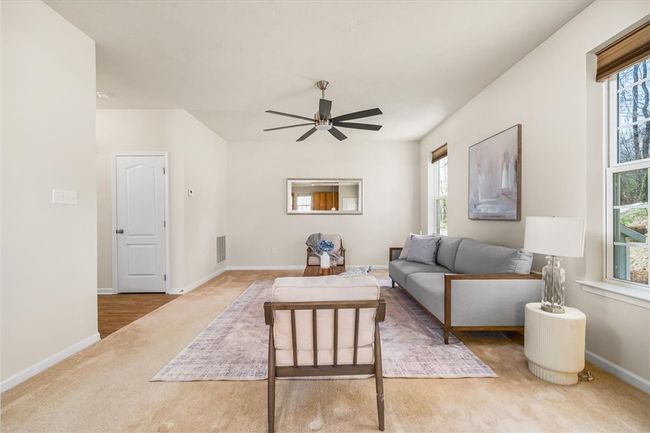 2010 Casey Dr, House other with 3 bedrooms, 3 bathrooms and 2 parking in Aliquippa PA | Image 16