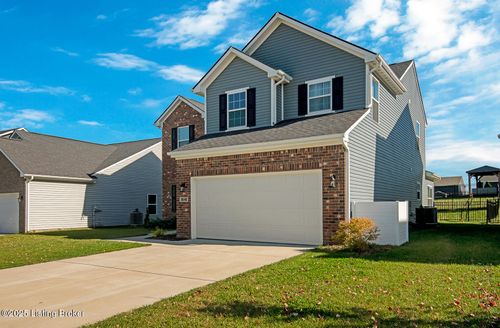 2048 Carnegie Dr, Shelbyville, KY, 40065-8884 | Card Image