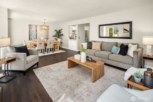 k5-1606 103rd Pl Ne, Bellevue, WA, 98004-3635 | Card Image