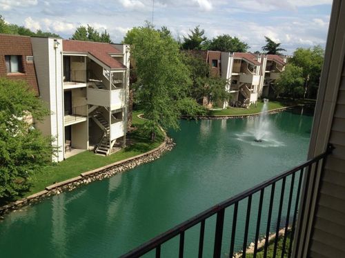 apt-302-193 N Waters Edge Dr, Glendale Heights, IL, 60139-1640 | Card Image