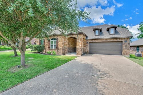 17015 Salado Dr, Woodway, TX, 76712-7573 | Card Image