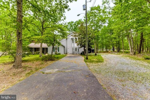 283 Pine Avenue, EGG HARBOR TOWNSHIP, NJ, 08234 | Card Image