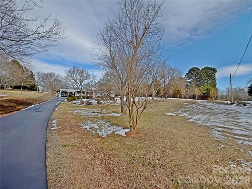 5876 Leil Road, Hickory, NC, 28602 | Card Image