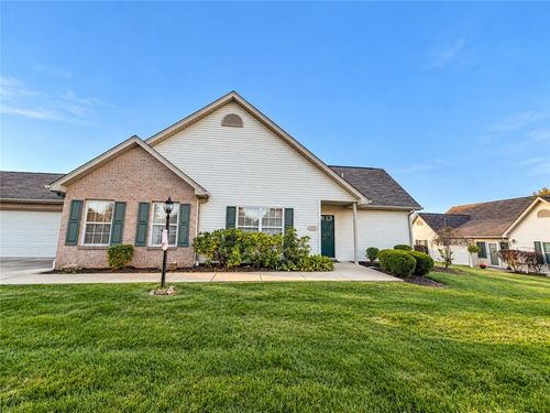 1043 Timberwood Dr, Chippewa Twp, PA, 15010 | Card Image