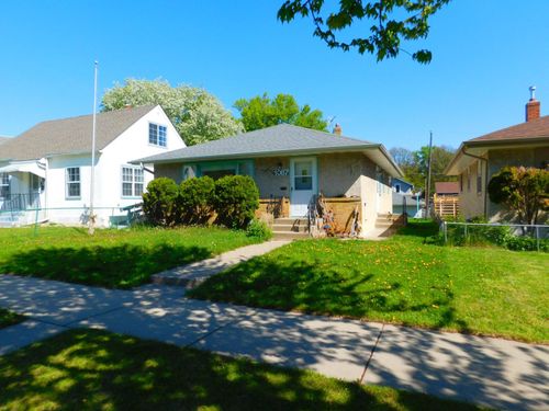 1087 Magnolia Ave E, Saint Paul, MN, 55106-3335 | Card Image