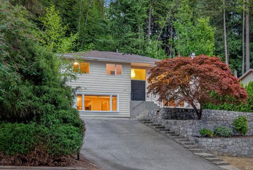4938 Redonda Dr, North Vancouver, BC, V7R3J9 | Card Image