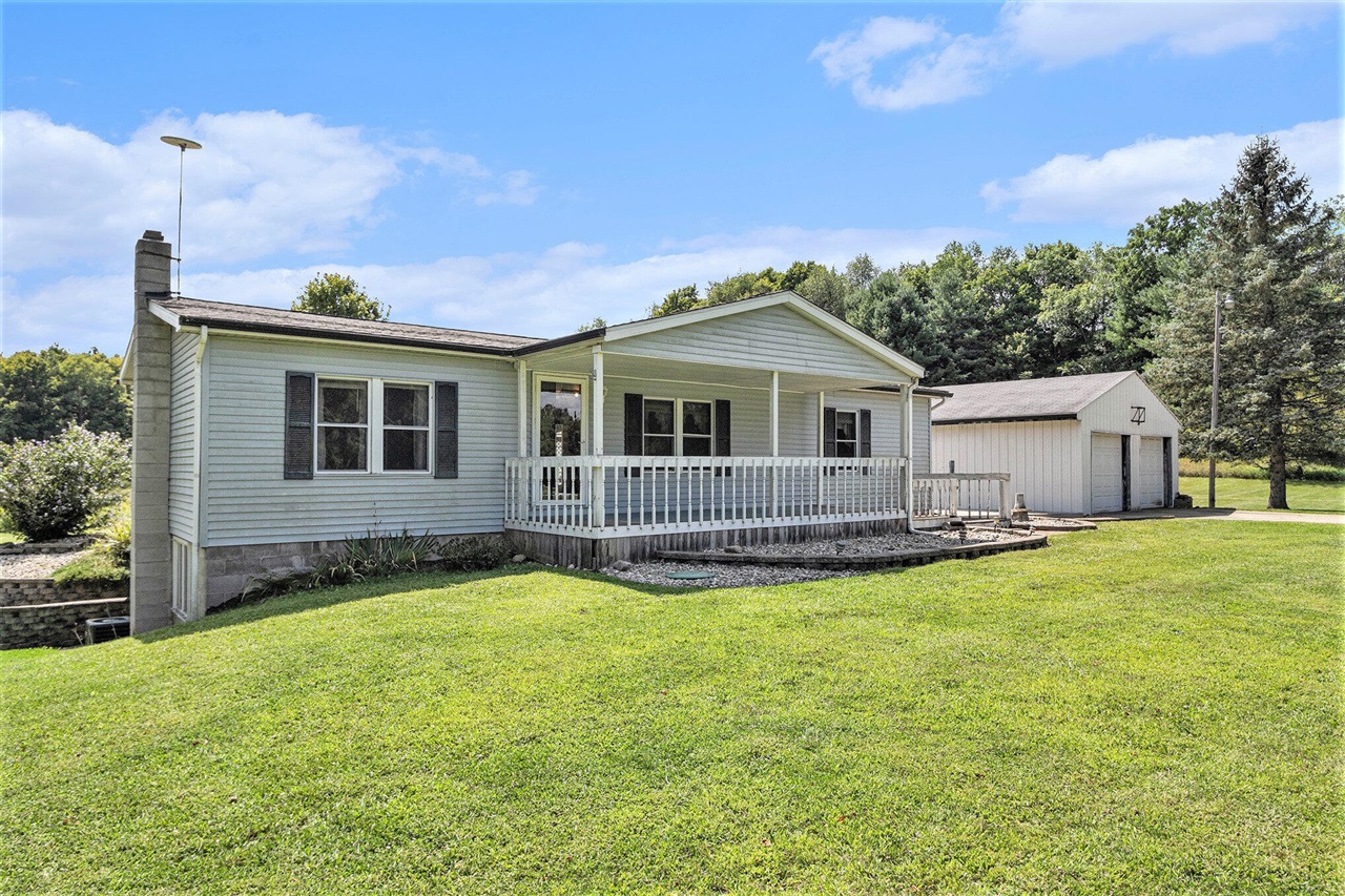 Bivens Rd, Nashville, MI 49073
