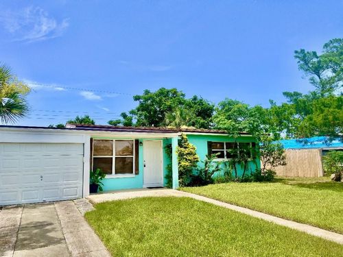 119 Essex Dr, ORMOND BEACH, FL, 32176-3704 | Card Image