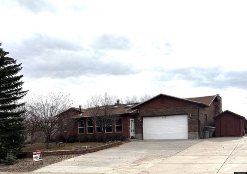 113 Butterfield Rd, Evanston, WY, 82930-4704 | Card Image