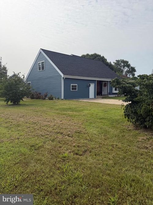 1 Pebble Pl, NEWARK, DE, 19702-2408 | Card Image