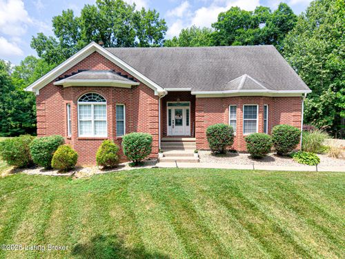 300 Woodlawn Dr, Carrollton, KY, 41008-8817 | Card Image