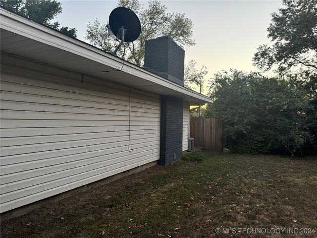 Exterior | Image 5
