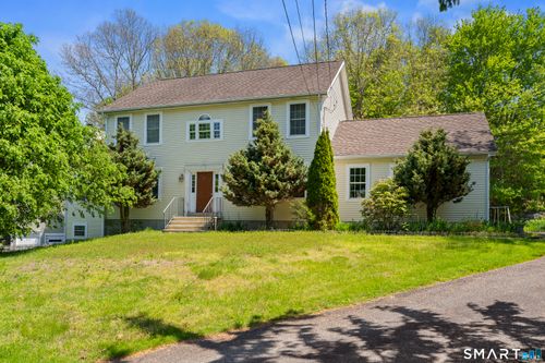 52 Middle Road, Preston, CT, 06365 | Card Image