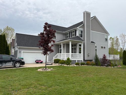 627 Jefferson Ln, Milan, MI, 48160-1194 | Card Image