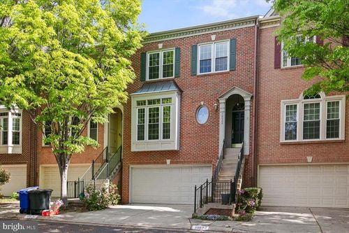 10524 James Wren Way, FAIRFAX, VA, 22030-8120 | Card Image