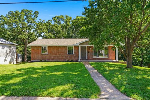 2117 Melody Dr, Jefferson City, MO, 65109-1931 | Card Image