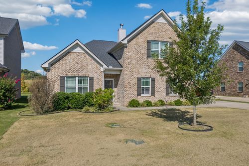 600 Eagleview Dr, Eagleville, TN, 37060-2502 | Card Image
