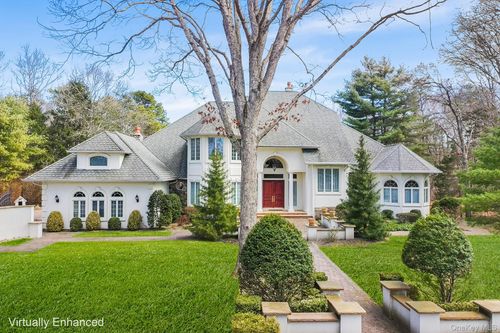 139 Private Rd, E Patchogue, NY, 11772-5824 | Card Image