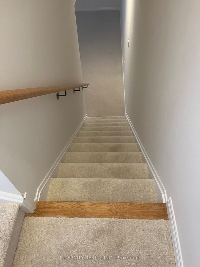 132 Mumbai Dr, House attached with 3 bedrooms, 4 bathrooms and 1 parking in Markham ON | Image 14