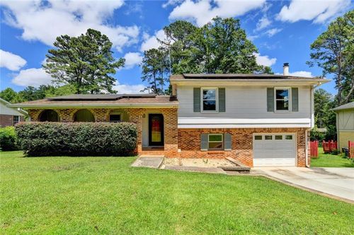 1577 Harbour Oaks Rd, Tucker, GA, 30084-7954 | Card Image