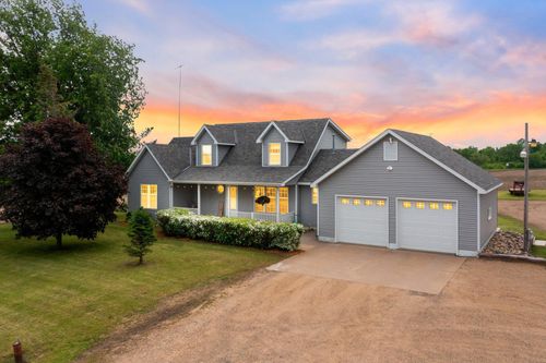 15861 County Road 17, Holdingford, MN, 56340-9775 | Card Image