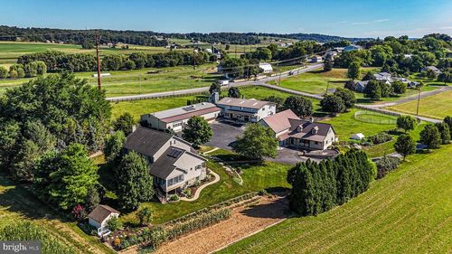 112 Maxwell Hill Rd, MORGANTOWN, PA, 19543-9418 | Card Image