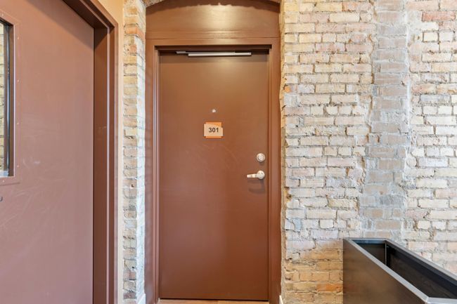 Unit Entrance | Image 6