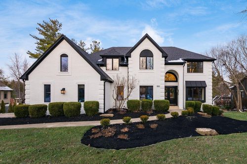 8500 Stonechat Loop, Dublin, OH, 43017-8625 | Card Image