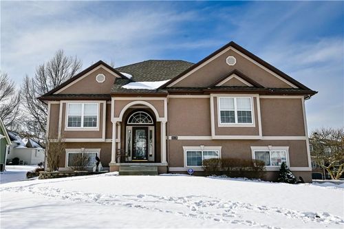 5118 Sw Pelican Pt, Lee's Summit, MO, 64082-4539 | Card Image