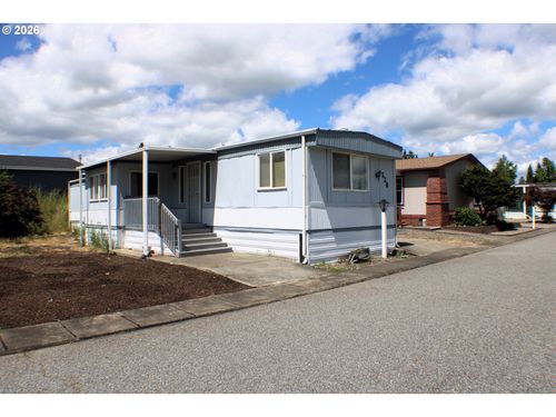 228 Se Estate Loop, Winston, OR, 97496-8525 | Card Image