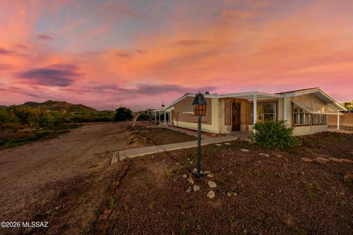3042 W Pincushion Ln, Tucson, AZ, 85746-6104 | Card Image