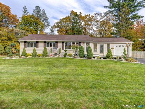 4 Ellis Rd, Enfield, CT, 06082-4438 | Card Image